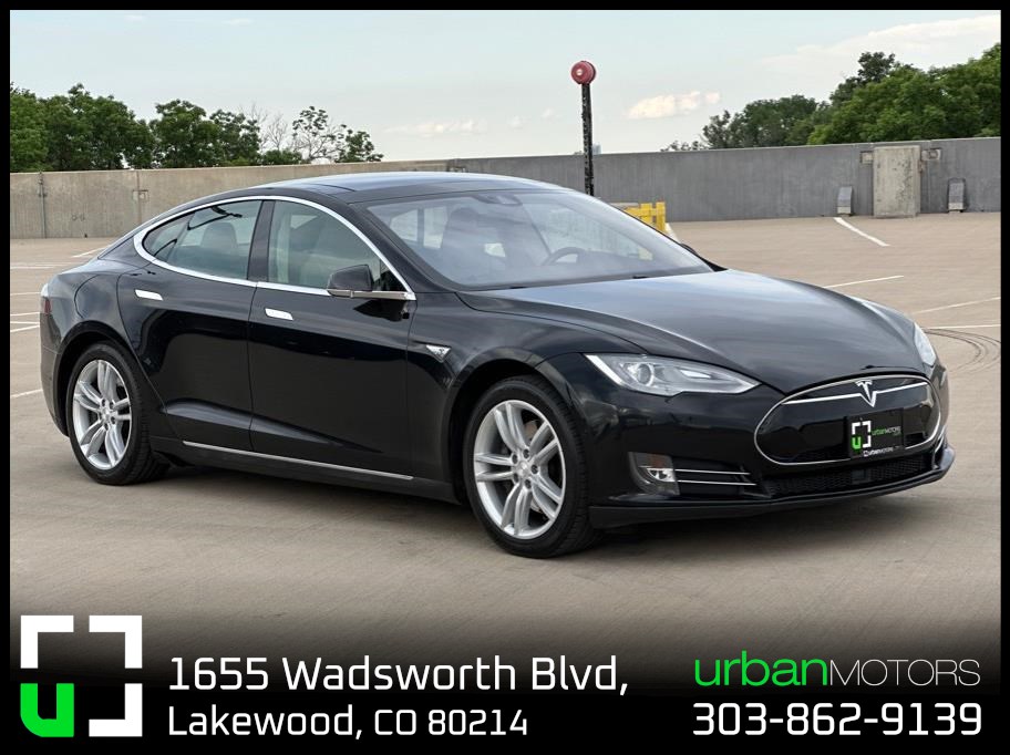 2015 Tesla Model S from Urban Motors Green